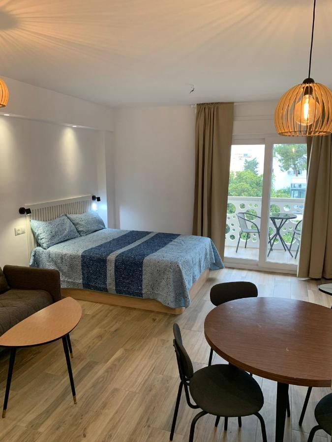 Centro Salome Daire Torremolinos Dış mekan fotoğraf